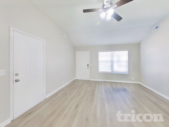 2nd image of 996 Tom Hailey Blvd