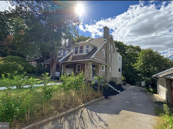 2nd image of 6536 Cherokee St