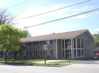 151 E Dekora St #205, Saukville, WI 53080