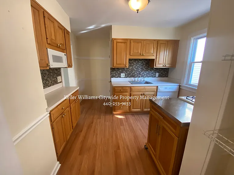 2182 Carabel Ave — Photo 5
