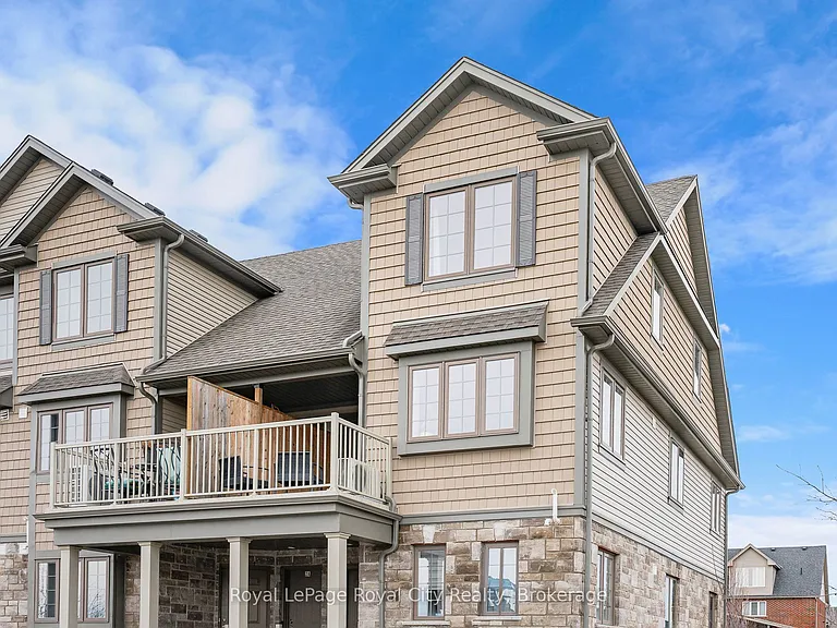85 Mullin Dr #1B — Photo 1