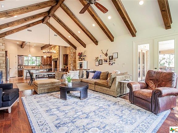 4th image of 2407 Canyon Springs Dr