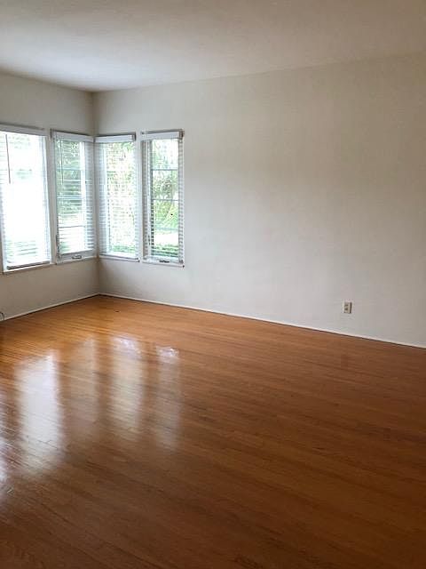 1st image of 1920 Montana Ave #1930