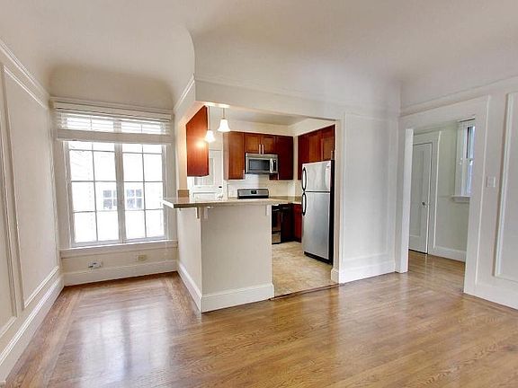 2nd image of 8648 Buttercup St