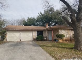 9215 Cliff Haven Dr, San Antonio, TX 78250