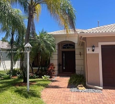 4th image of 13231 NW 12th St