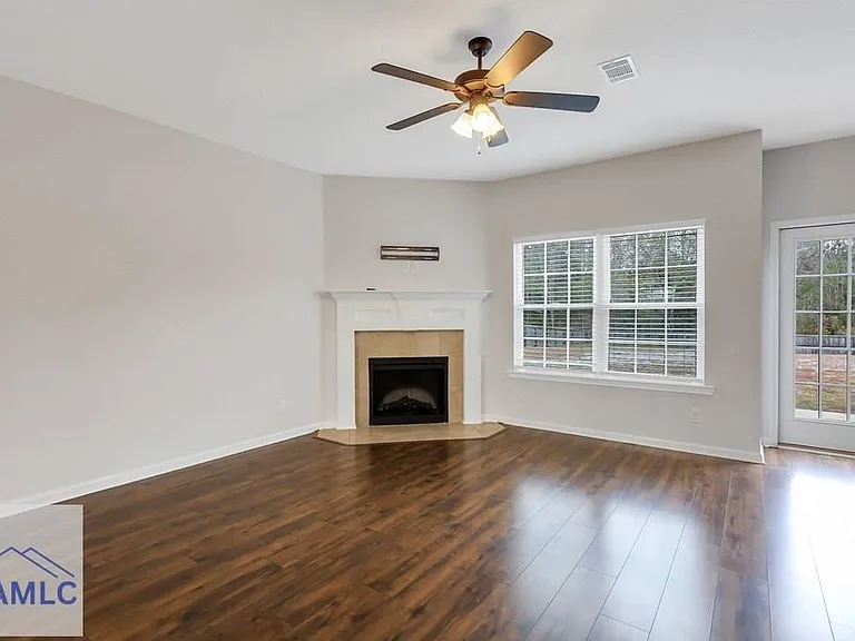 64 Brandonwood Rd — Photo 10