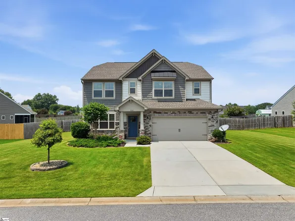 812 Barnum Ct, Greer, SC 29651
