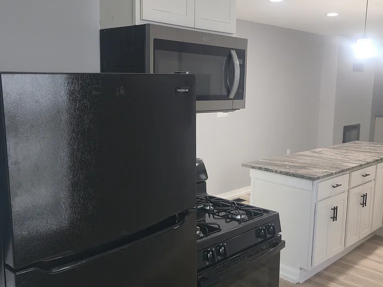 203 N Carey St #1 — Photo 4