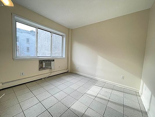 1st image of 21 Scholes St APT 2