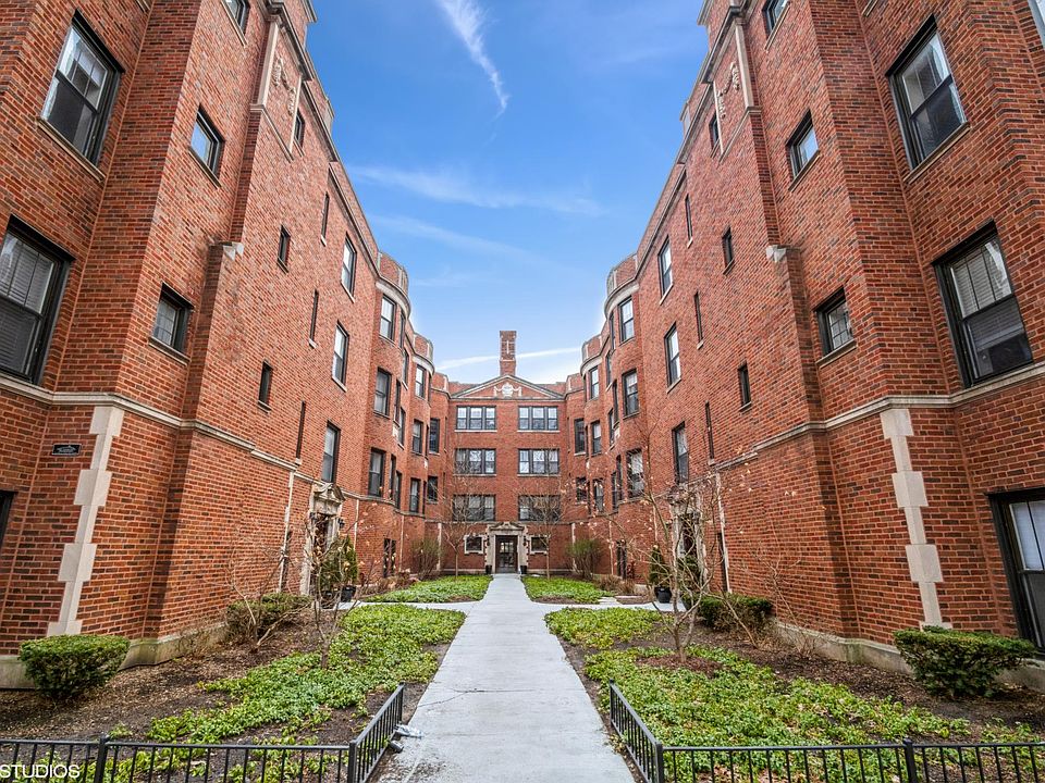 1st image of 1429 W Elmdale Ave APT 1A