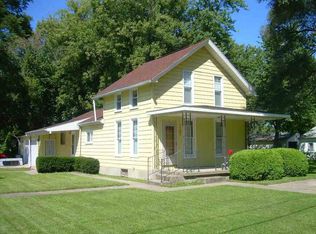 1101 Griswold Ave, Sterling, IL 61081