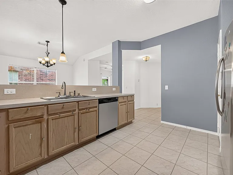 6807 Lauderwick Ct — Photo 19