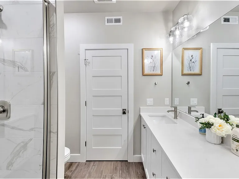 1145 E Helling Cir #103 — Photo 19