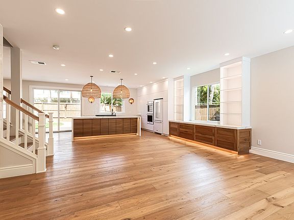 5th image of 545 Toota Ct