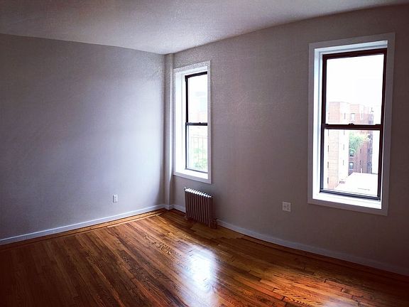 4th image of 4309 43rd St APT 6A