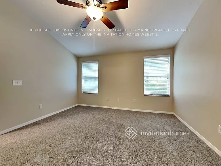12048 Fall Creek Ct — Photo 15