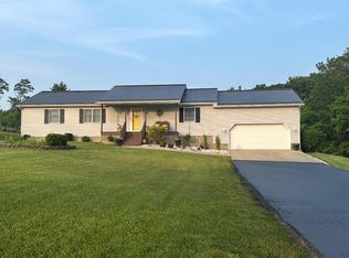 1802 Prussia Rd, Waverly, OH 45690