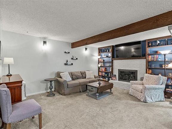 5th image of 10225 Edelweiss Cir