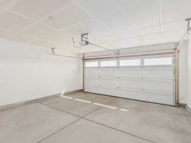 1402 E Peggy Dr — Photo 20