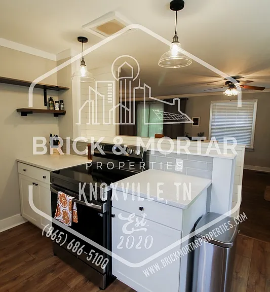503 Busbee Rd — Photo 10