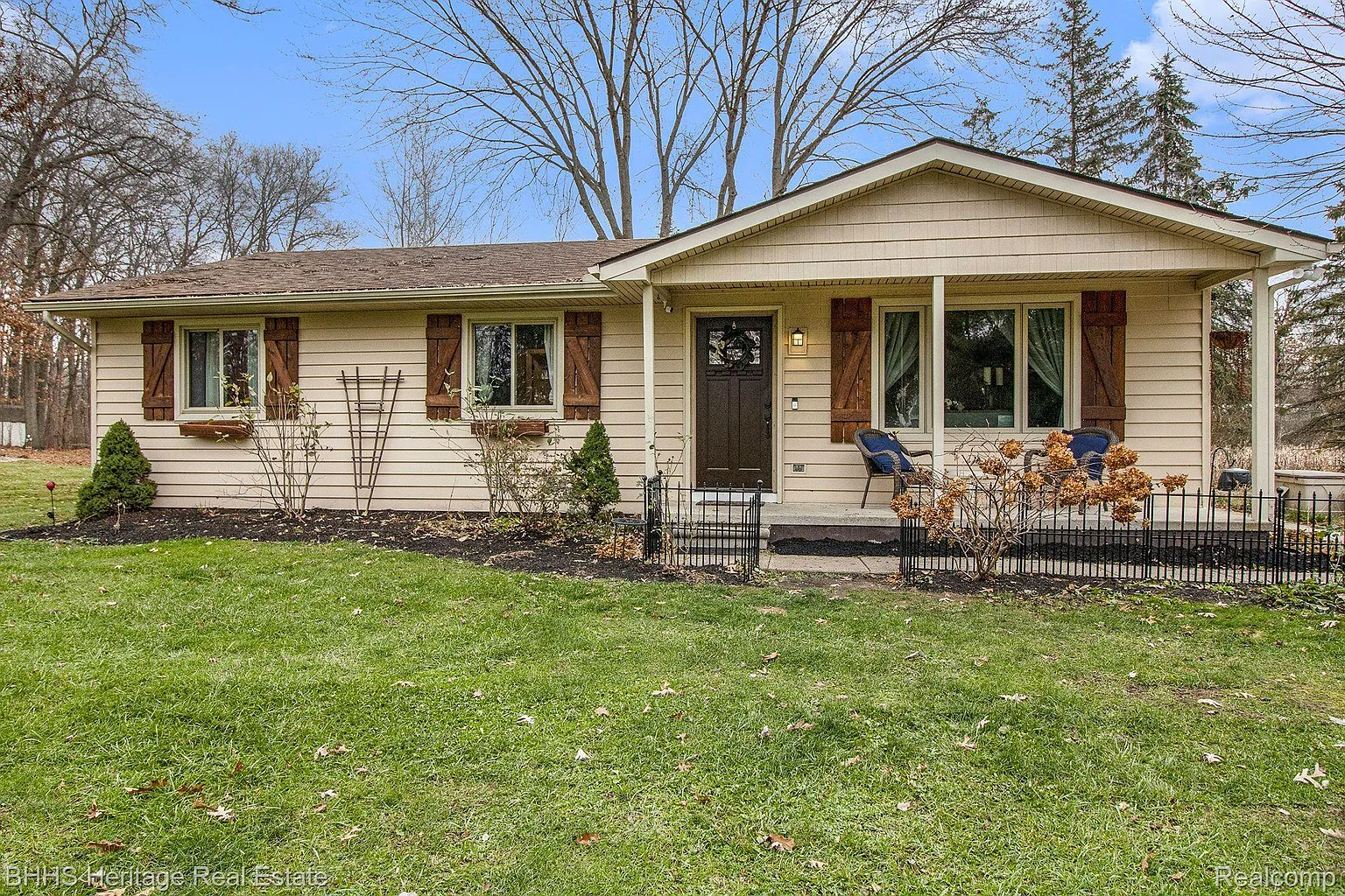 10537 Skeman Rd photo 1