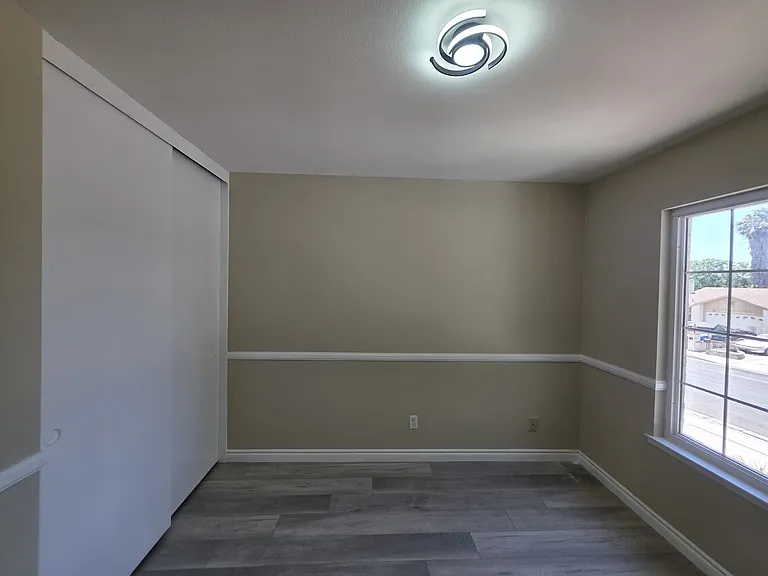 2911 S Colonial Ave — Photo 6
