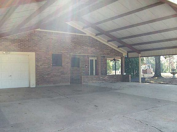 5th image of 109 Peterson Dr