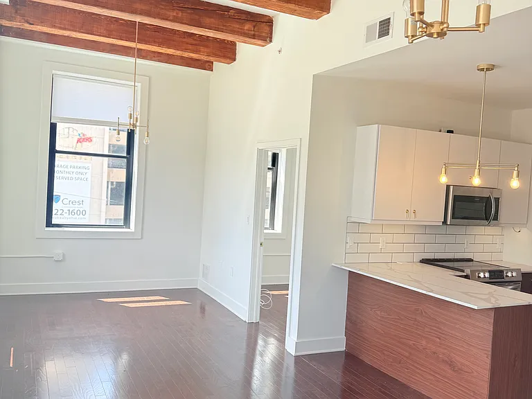 50 S Jefferson St #302 — Photo 12