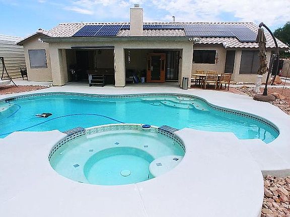 POOL AND HOT TUB