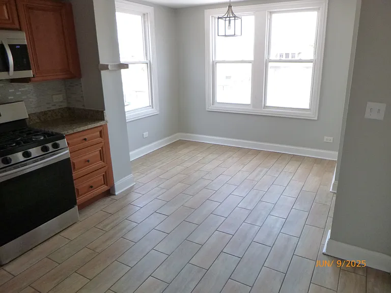 3126 W 54th Pl #2 — Photo 6