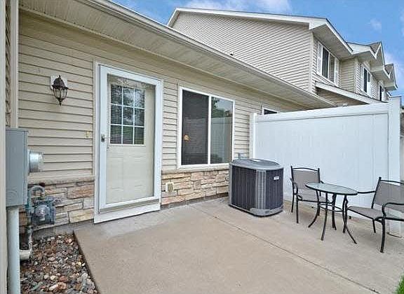 3rd image of 3832 232nd Avenue NW