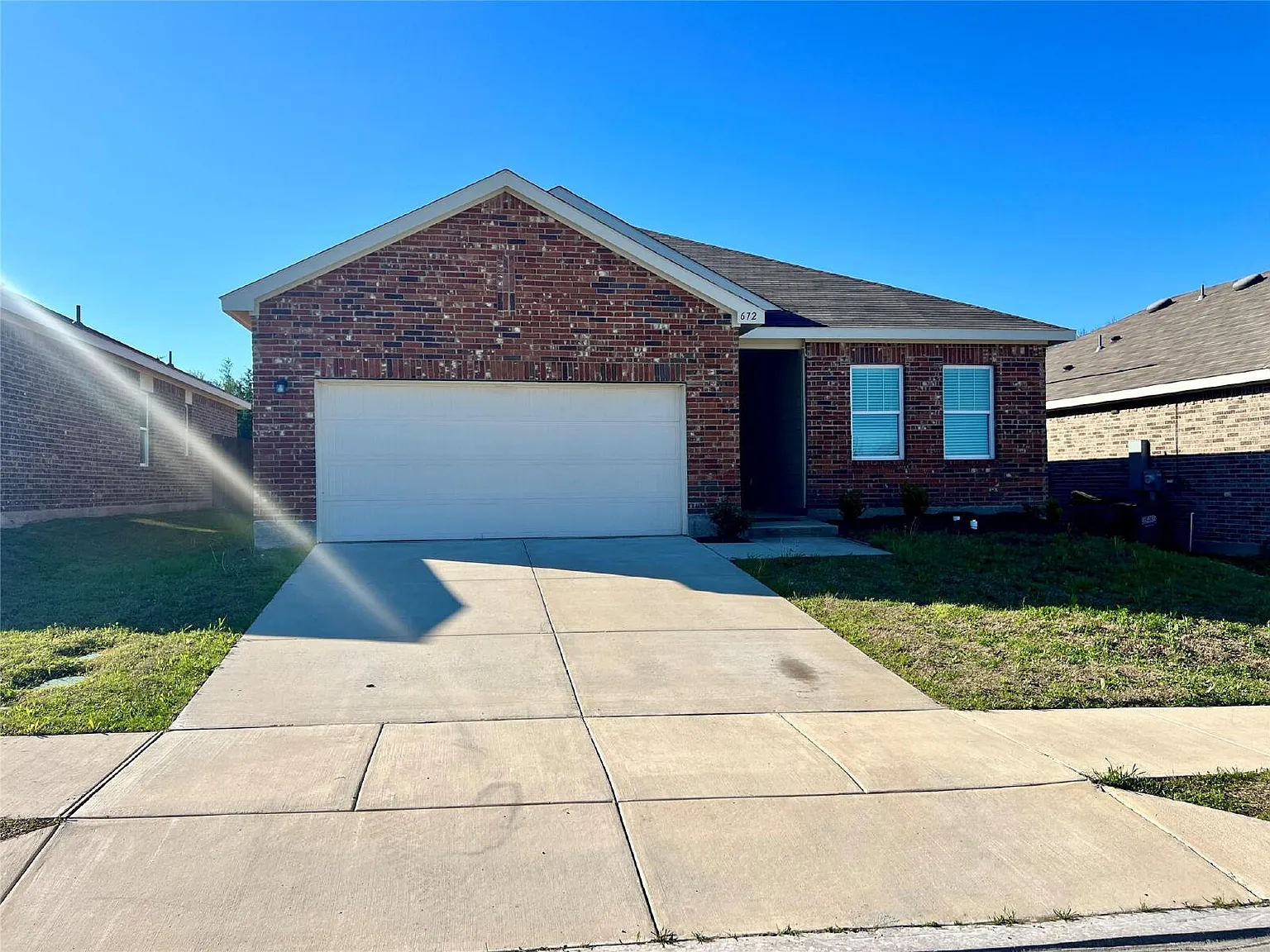 4 bed, 2.0 bath, 1778 sqft, $1,895 — Photo 2