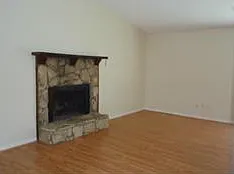 1439 Ridgewood Pl — Photo 3