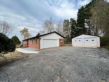 34 Nesbitt Dr, Inman, SC 29349 | Zillow