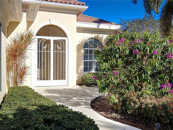 3rd image of 8893 SE Hawks Nest Ct