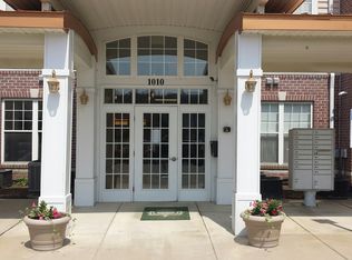 1010 Crest Way APT 201, York, PA 17403