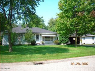 6901 Willard Ave SE, Grand Rapids, MI 49548