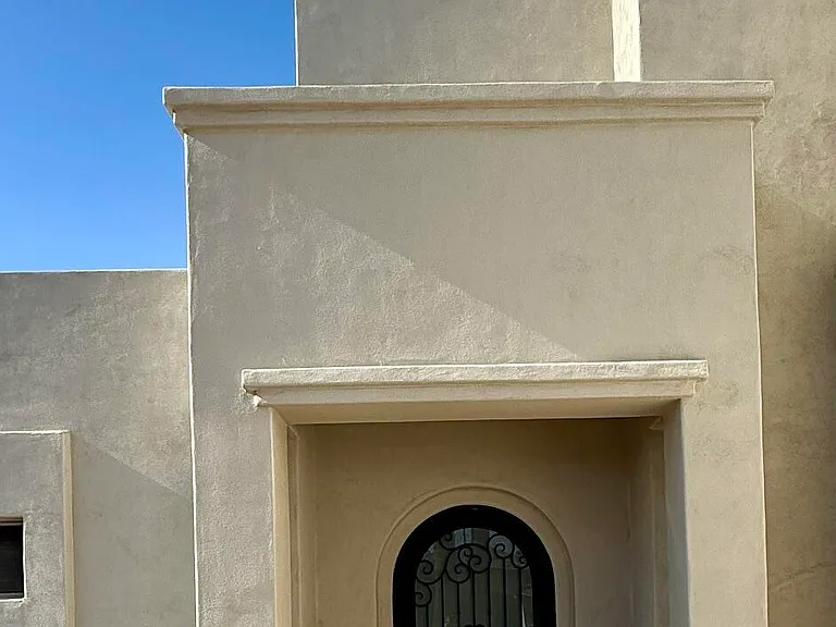 8502 E Amelia Ave — Photo 3