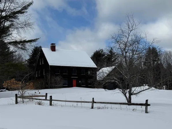 10 Meadowbrook Road, Grantham, NH 03753