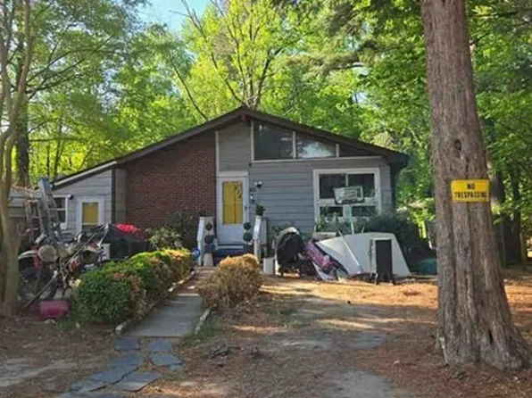 644 Toll Gate Ln, Petersburg, VA 23805