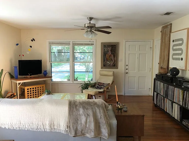 1517 Piedmont Ave — Photo 4