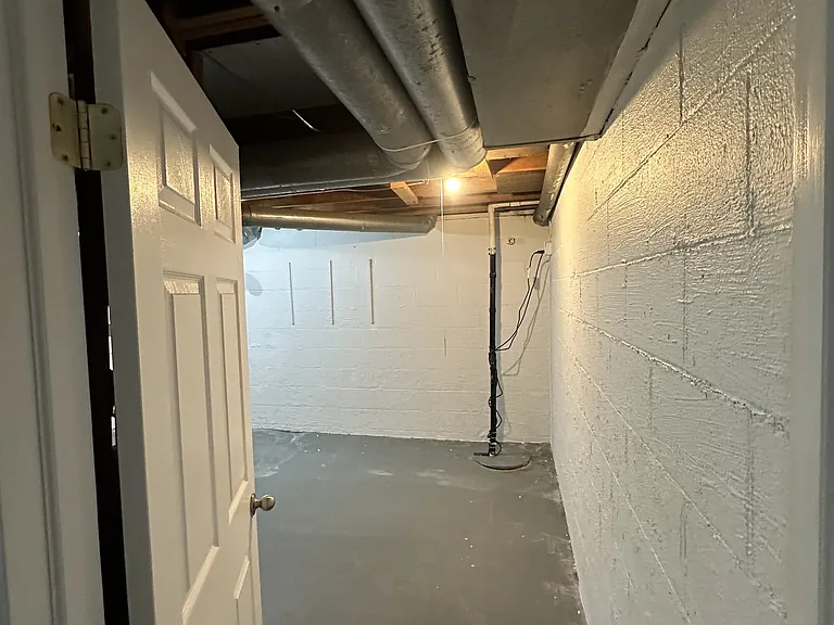 4893 Nugent Dr — Photo 16