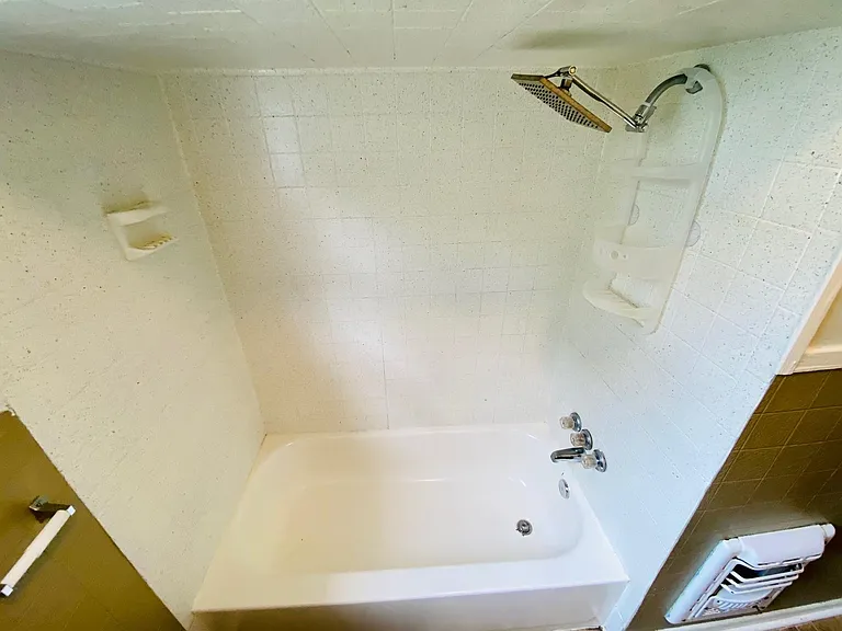 4902 Caswell Ave #A — Photo 14