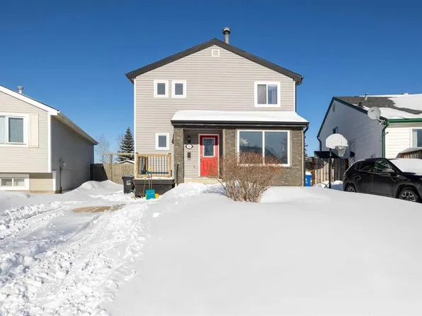 321 S Bird Cres, Wood Buffalo, AB T9H 4T4