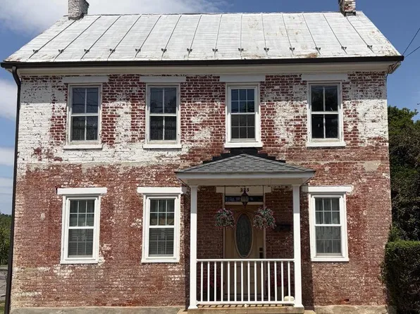 225 Potomac St, Boonsboro, MD 21713