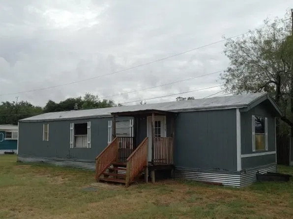 519 Winship Rd, Pleasanton, TX 78064