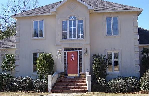 Front - 2 story dry-vit