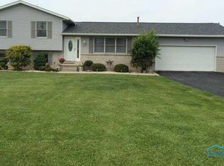 21971 W Moline Martin Rd, Genoa, OH 43430