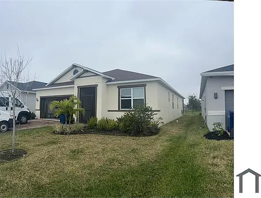 4 bed, 1989 sqft, $3,880 — Photo 2